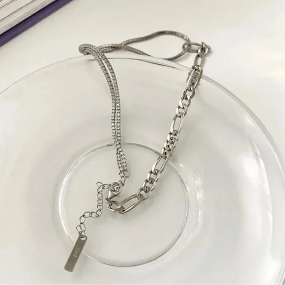 COPY - Sterling Silver Crystal Pave Chain Link Choker Necklace
Brand New - Picture 2 of 6